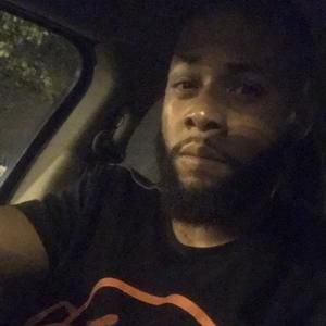 Meet your Posher, Lawrence